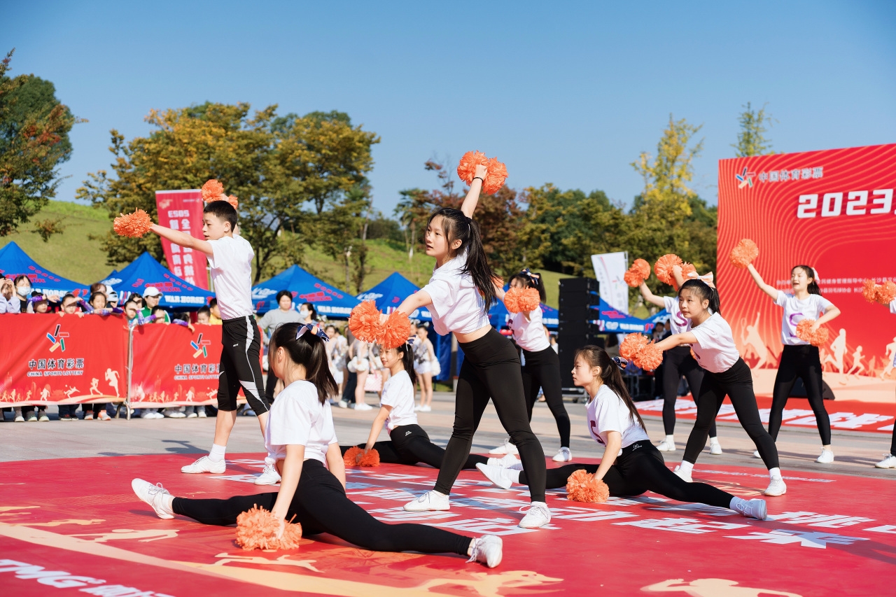 2023全民健身挑戰(zhàn)日長沙站落幕，近兩千市民參與挑戰(zhàn)，點(diǎn)燃運(yùn)動激情！